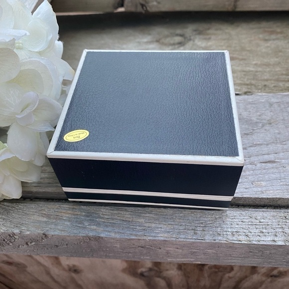 NWT MACY’S RHODOLITE GARNET & WHITE SAPPHIRE HEART MOM STERLING SILVER NECKLACE - Picture 11 of 12